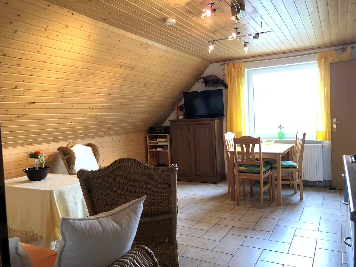 Ferienwohnung Mit Garten Wieck Exteriör bild